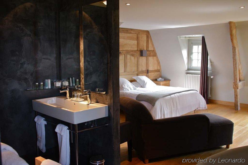 Hotel La Chaumiere Honfleur Habitación foto